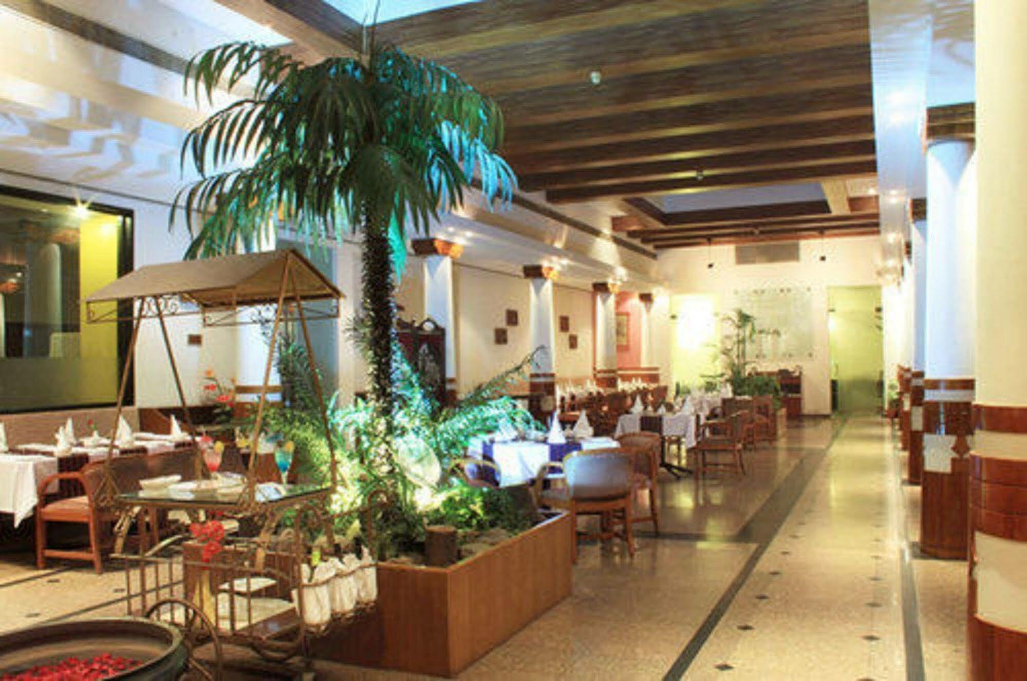 Hotel Maurya Patna Patna  Exterior foto